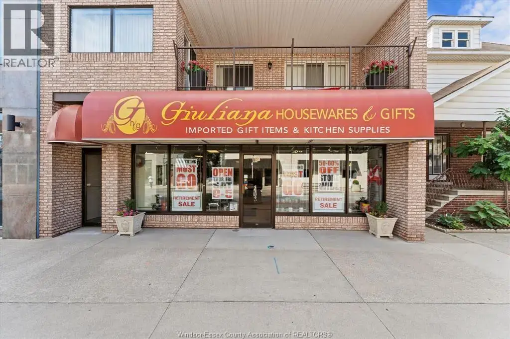 871 Erie Street East, Windsor